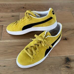 Men’s Suede Puma Sneaker Size 11